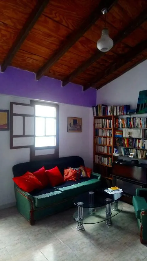 Privatunterkunft Ferienwohnung The Violet House Muy Cerca Del Aeropuerto Tenerife Norte San Cristóbal de La Laguna Spanien